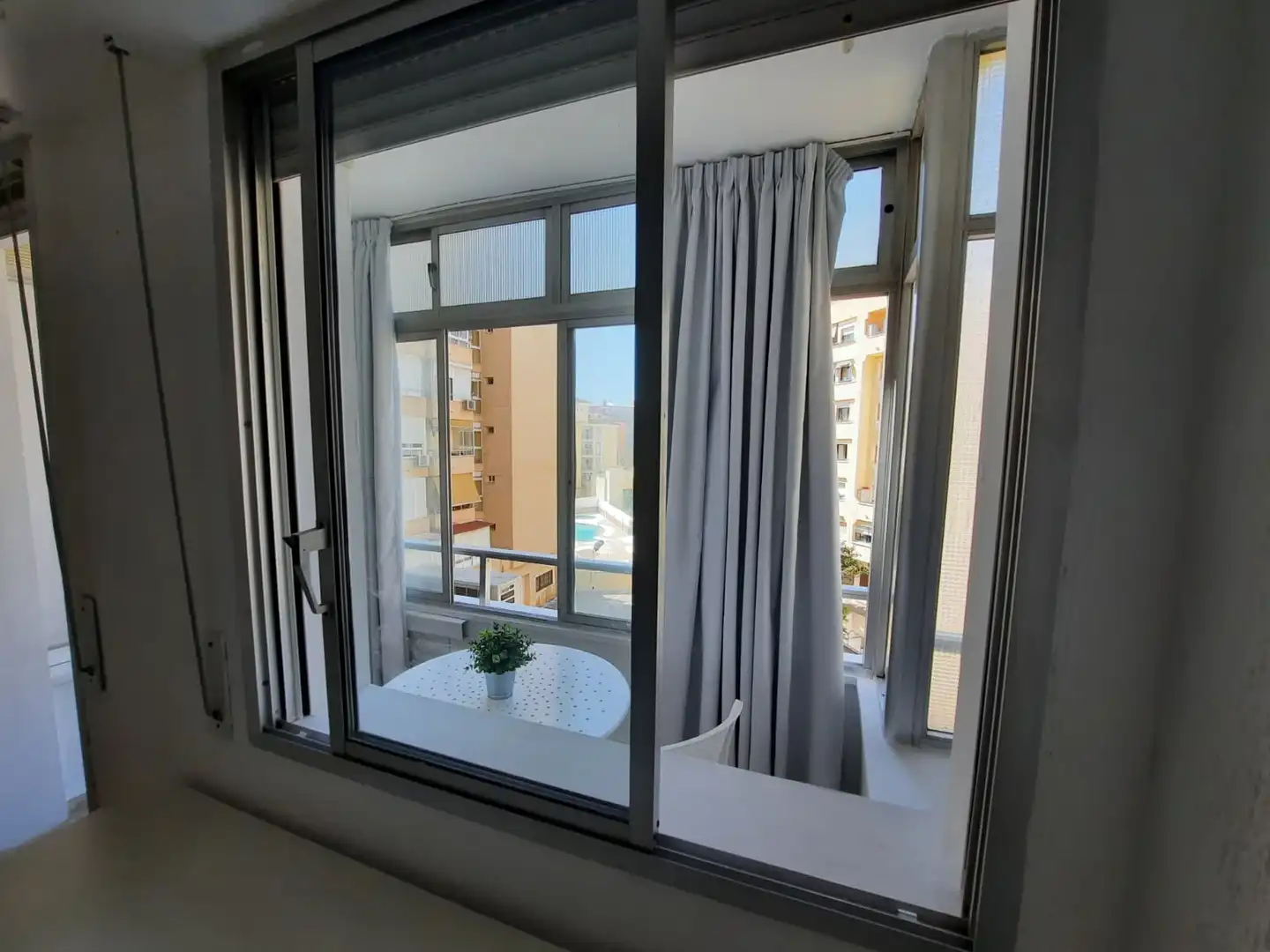 Terrassa de Estudi de lloguer en Torremolinos amb Aire condicionat, Calefacció i Terrassa
