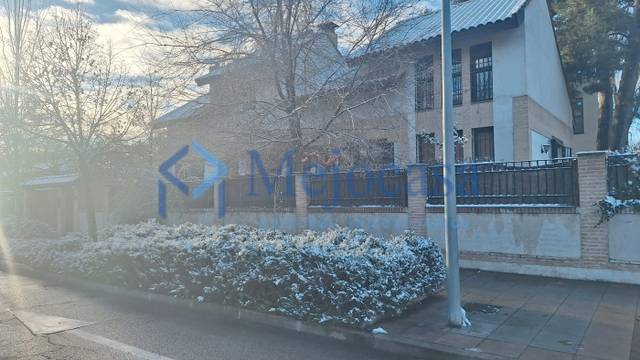 Casa-chalet en Venta en Travesía San Joaquín en Parque Europa - Los Pitufos