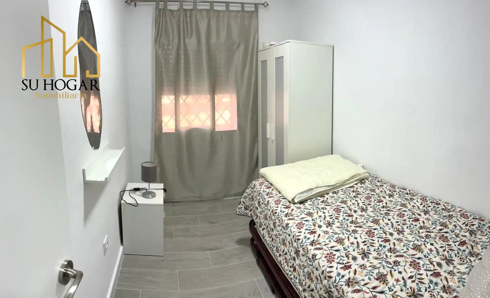Habitación de Piso en venta en Rota