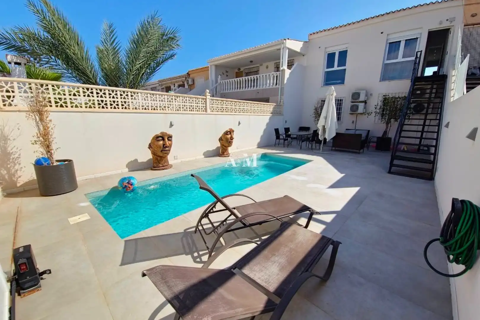 Detached homes for rent in La Regia
