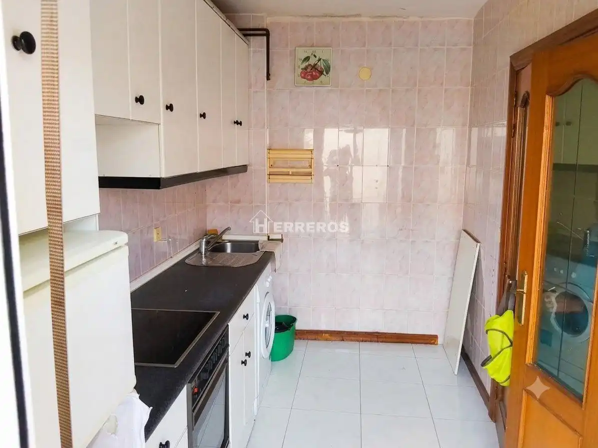 Cocina de Apartamento en venta en Navarrete con Calefacción, Parquet y Terraza