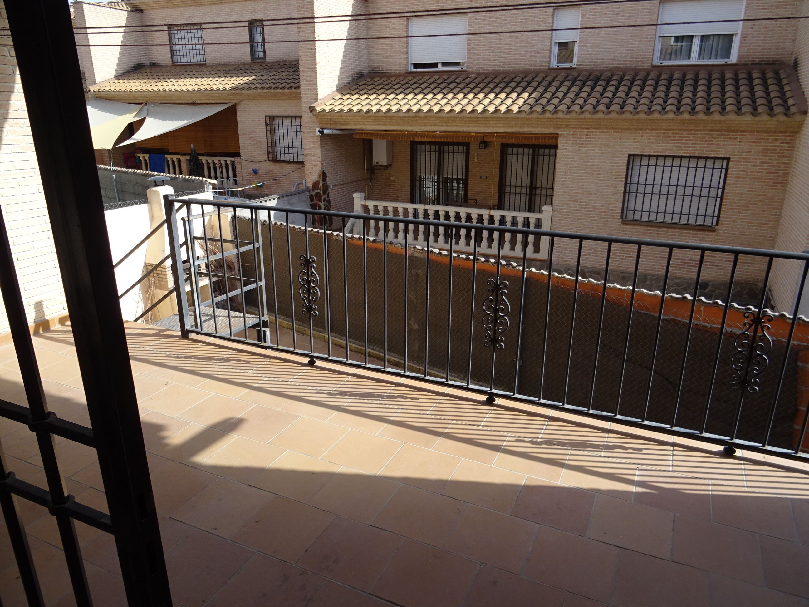 Terrassa de Casa adosada en venda en Illescas amb Jardí privat, Terrassa i Forn