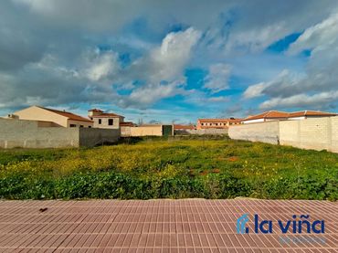 Residential land for sale in Humilladero