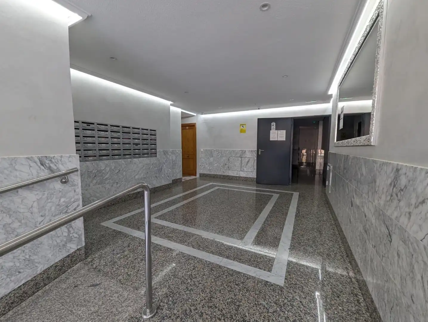 Apartamento con ascensor en venta en Avenida PINOSO DE, imagen 16