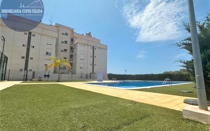 Piscina de Apartament en venda en Águilas amb Traster, Microones i Balcó