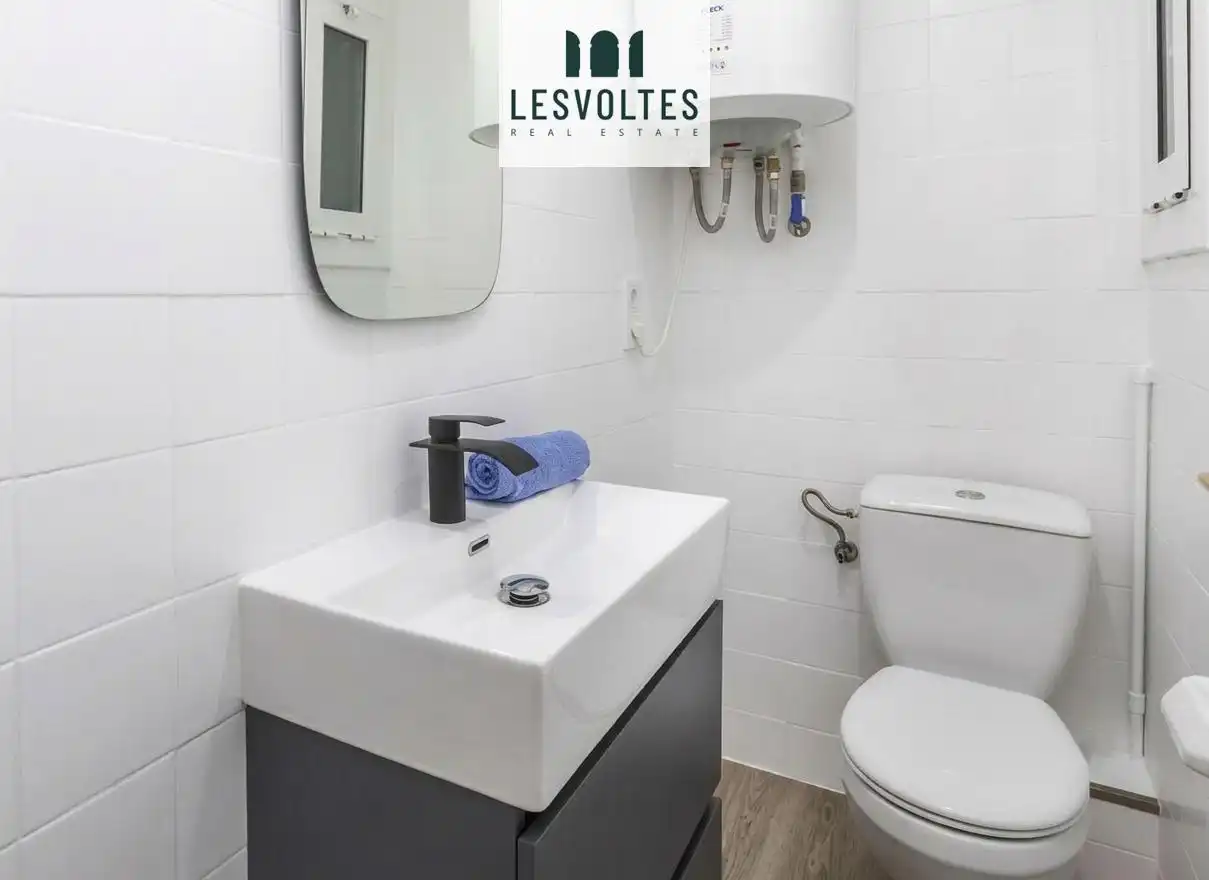 Baño de Apartamento de alquiler en Calonge i Sant Antoni con Aire acondicionado, Parquet y Amueblado