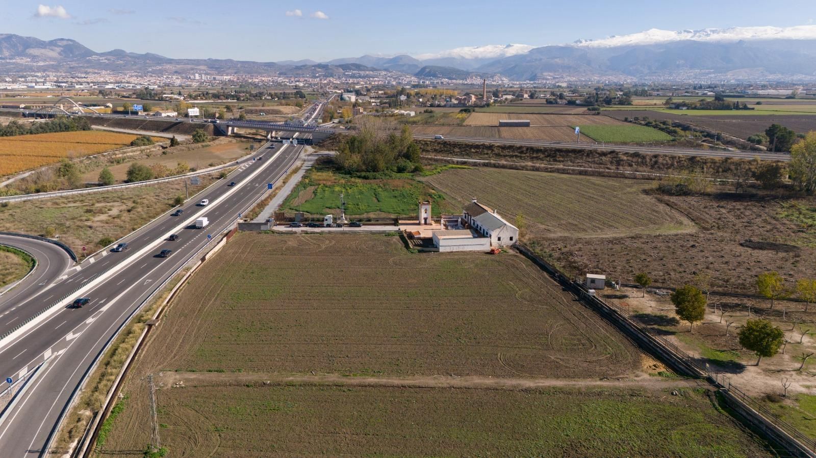 Finca rústica en venda en  Granada Capital amb Jardí privat