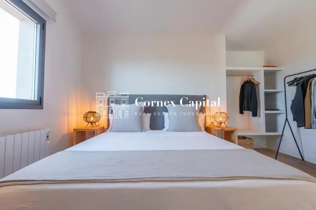Habitación de Casa o chalet en venta en La Bisbal d'Empordà con Aire acondicionado, Calefacción y Jardín privado