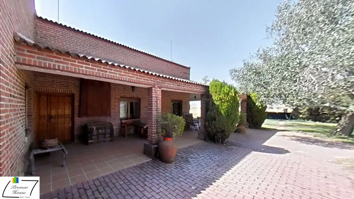 Jardín de Casa o chalet en venta en Muñogrande con Calefacción, Jardín privado y Trastero