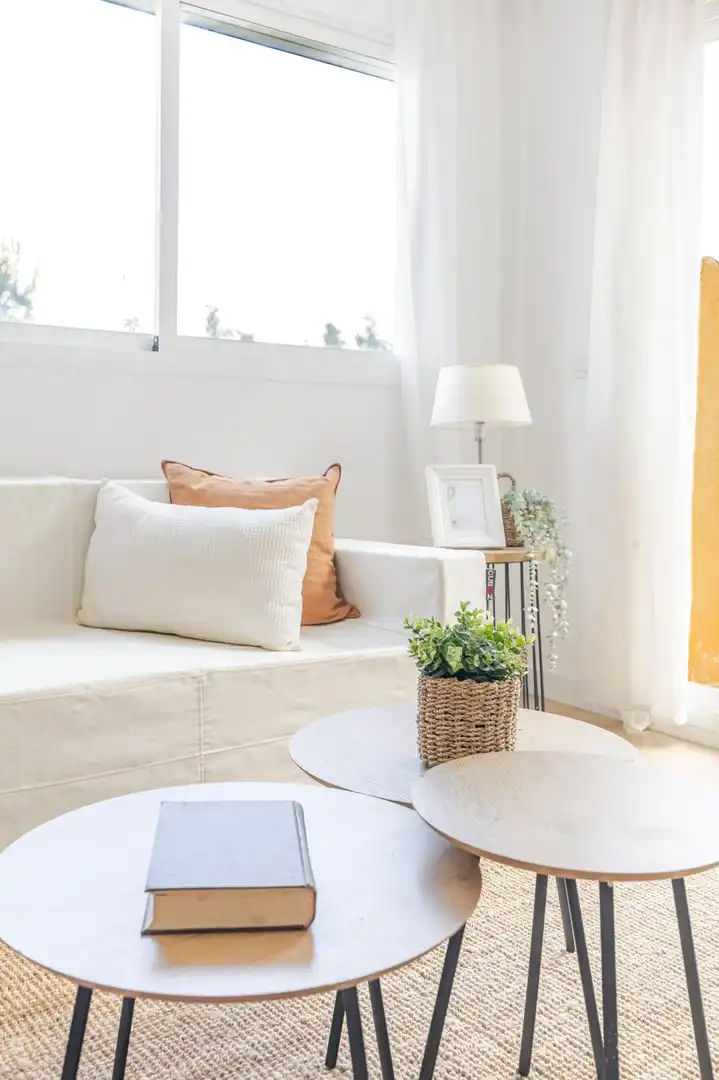 Wohnzimmer von Einfamilien-Reihenhaus zum Verkauf in Gilet mit Terrasse, Abstellraum und Balkon