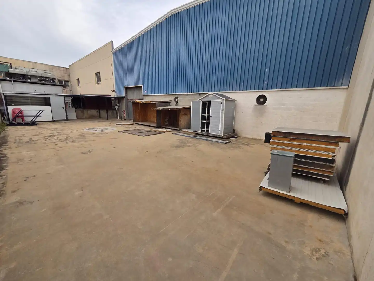 Exterior view of Industrial buildings for rent in Sant Celoni  with Heating