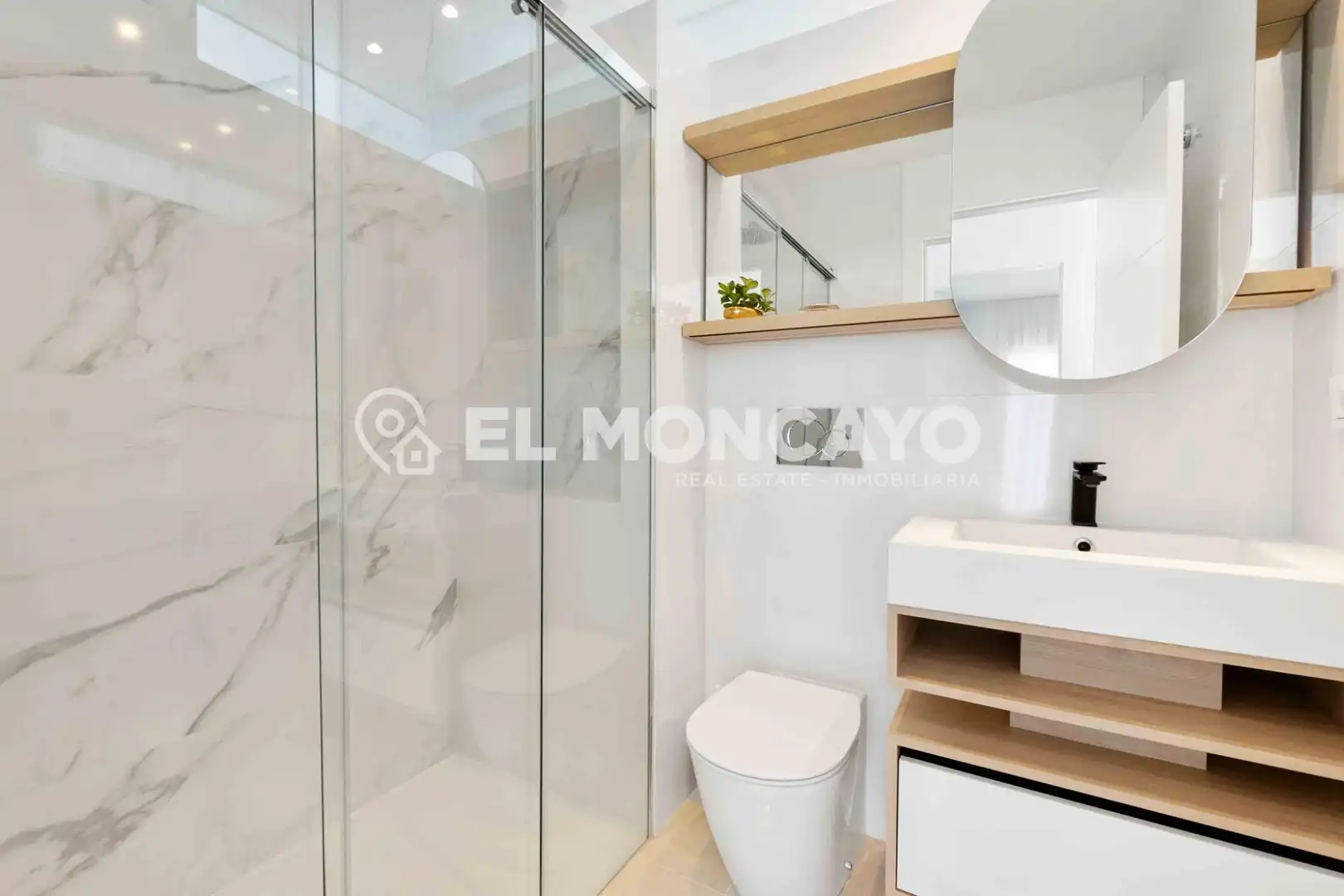 Bany de Apartament en venda en Rojales amb Aire condicionat, Calefacció i Jardí privat