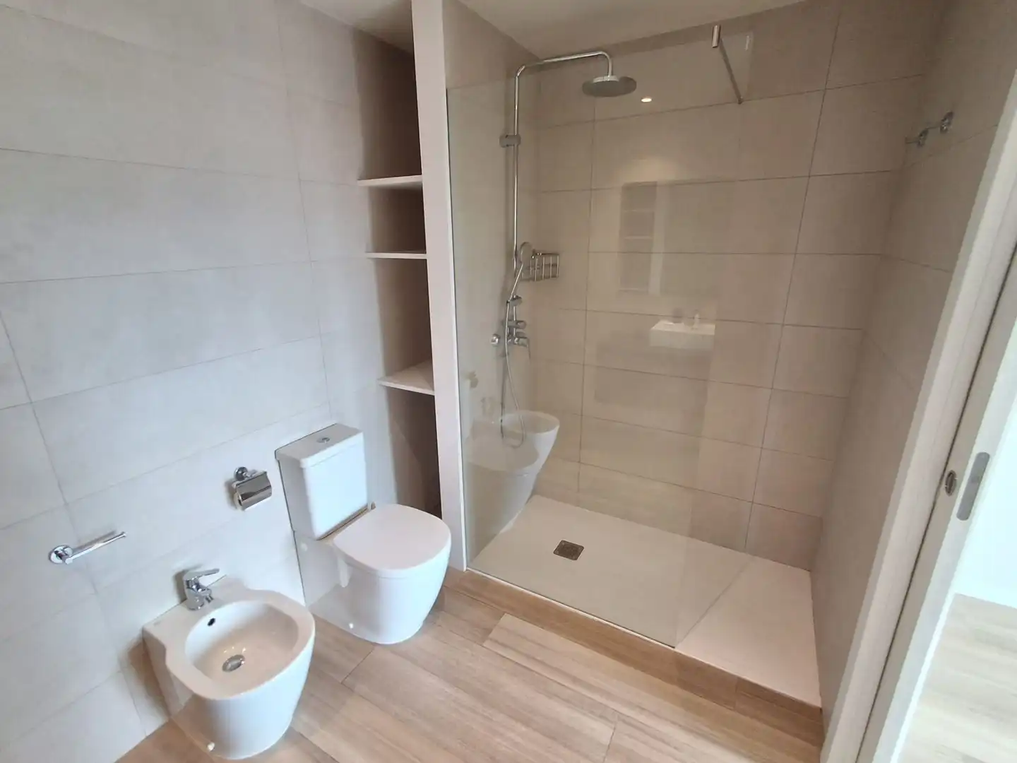 Bathroom of Flat for sale in Tortosa  with Air Conditioner, Heating and Terrace