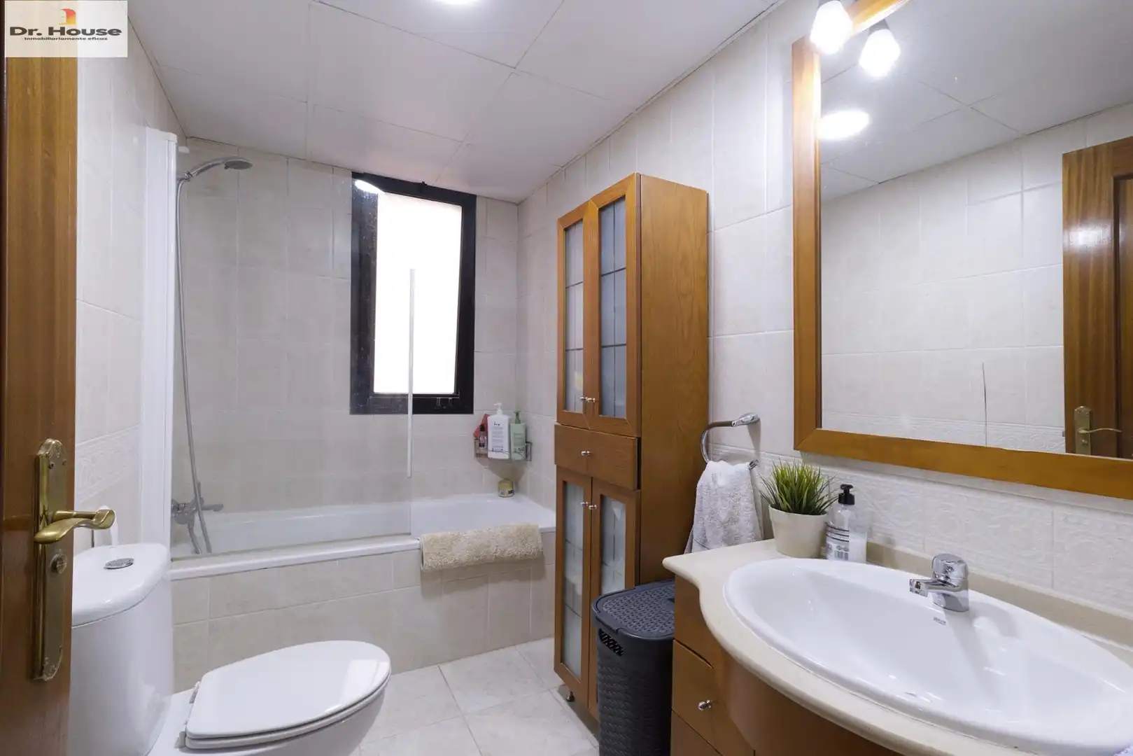 Baño de Piso en venta en Málaga con Aire acondicionado, Calefacción y Terraza