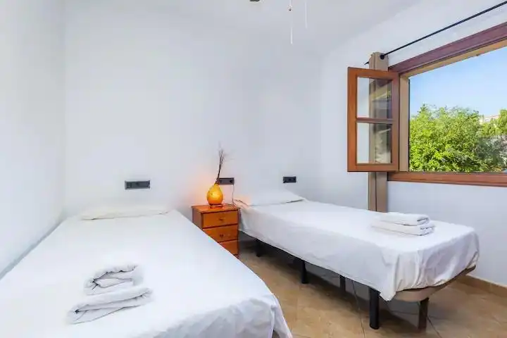 Dormitori de Casa adosada en venda en Manacor amb Aire condicionat, Calefacció i Jardí privat