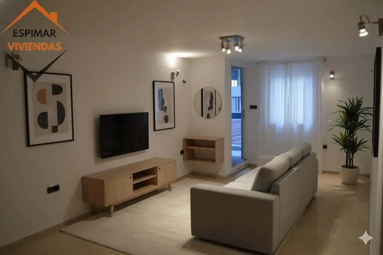 Wohnzimmer von Büro zum Verkauf in Zaragoza