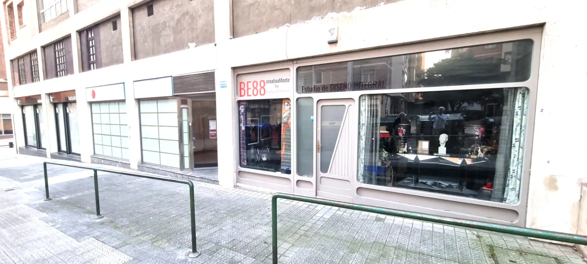 Local comercial en venta en Juan de Urbieta Kalea, imagen 2