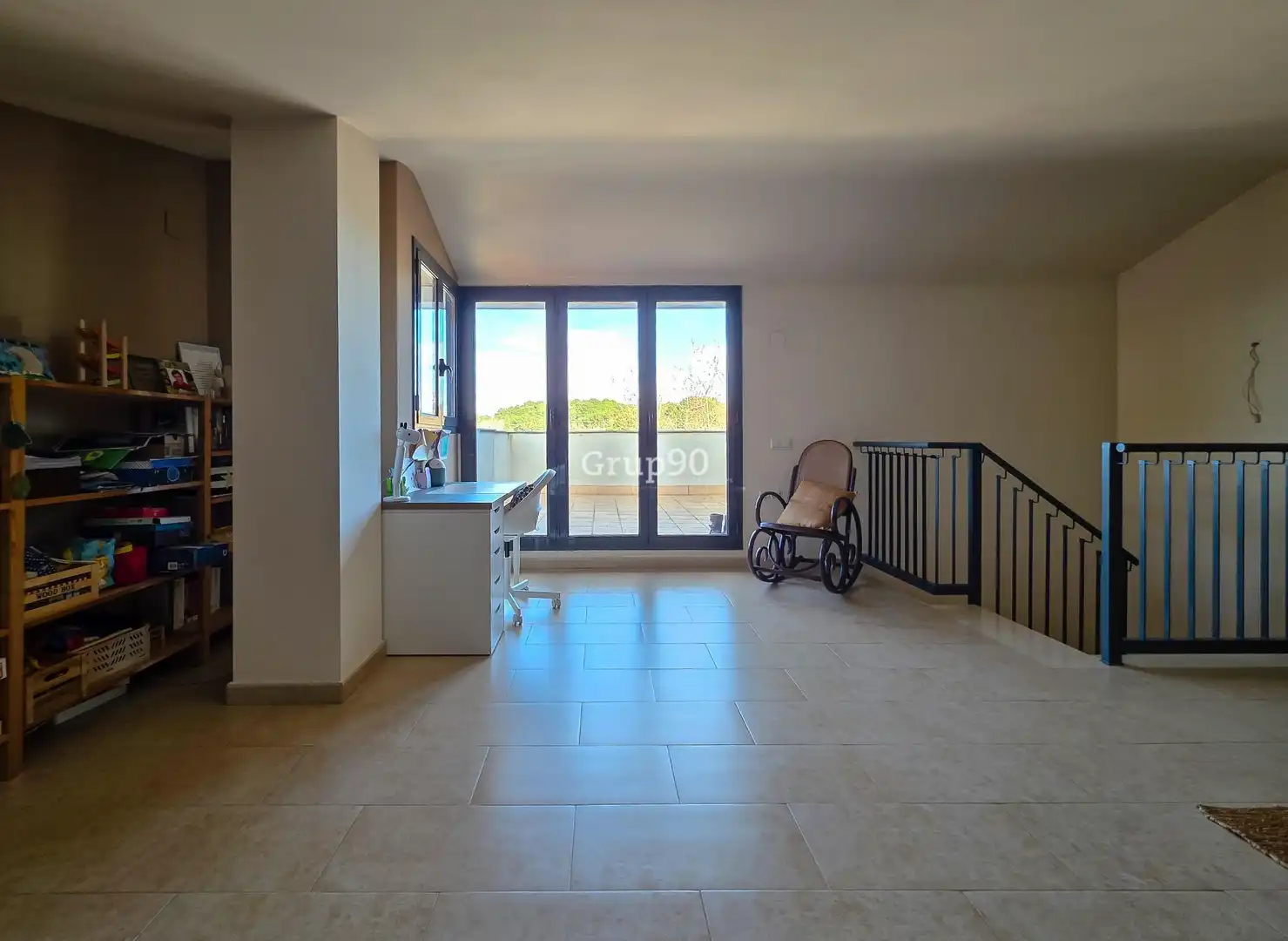 Sala d'estar de Casa adosada en venda en Lleida amb Calefacció, Terrassa i Balcó