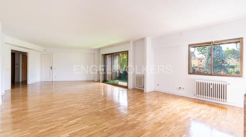 Foto 3 de Apartamento de alquiler en Calle Vicente Aleixandre, Zona Carretera del Plantío, Majadahonda