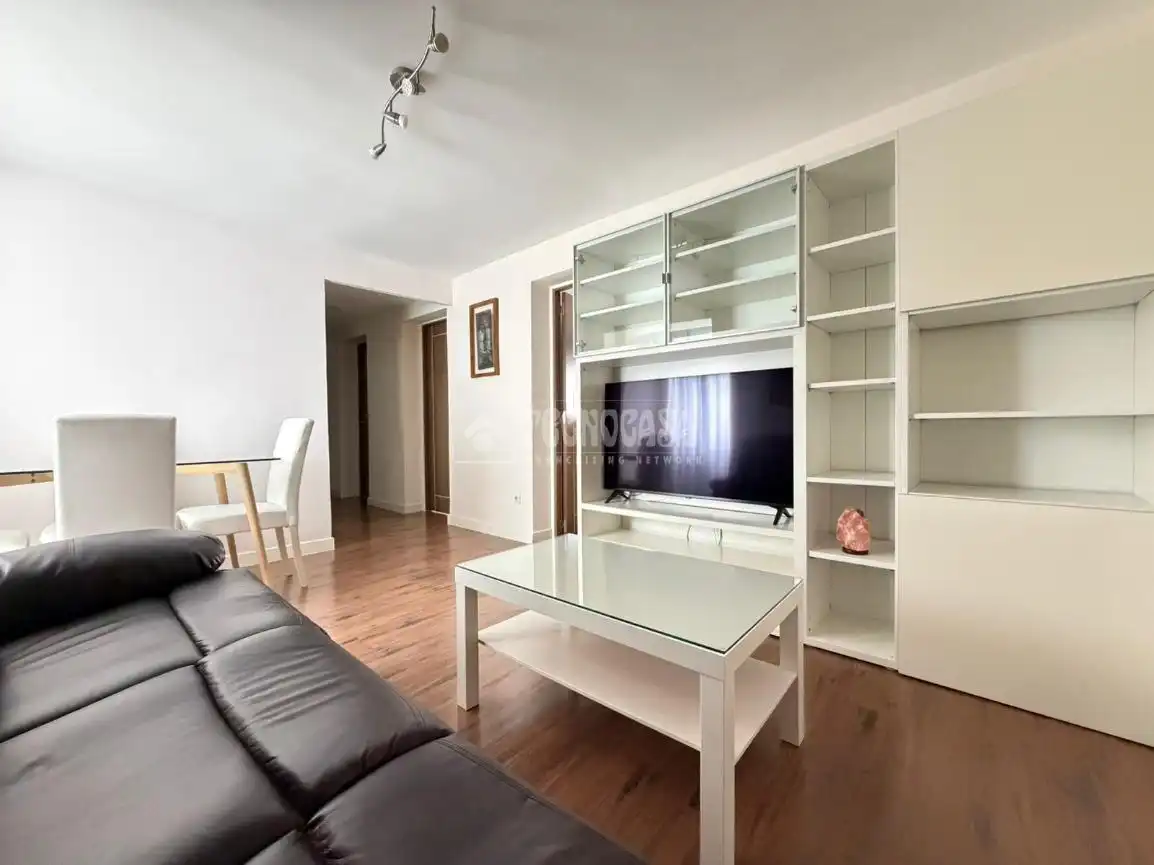 Living room of Flat for sale in  Madrid Capital