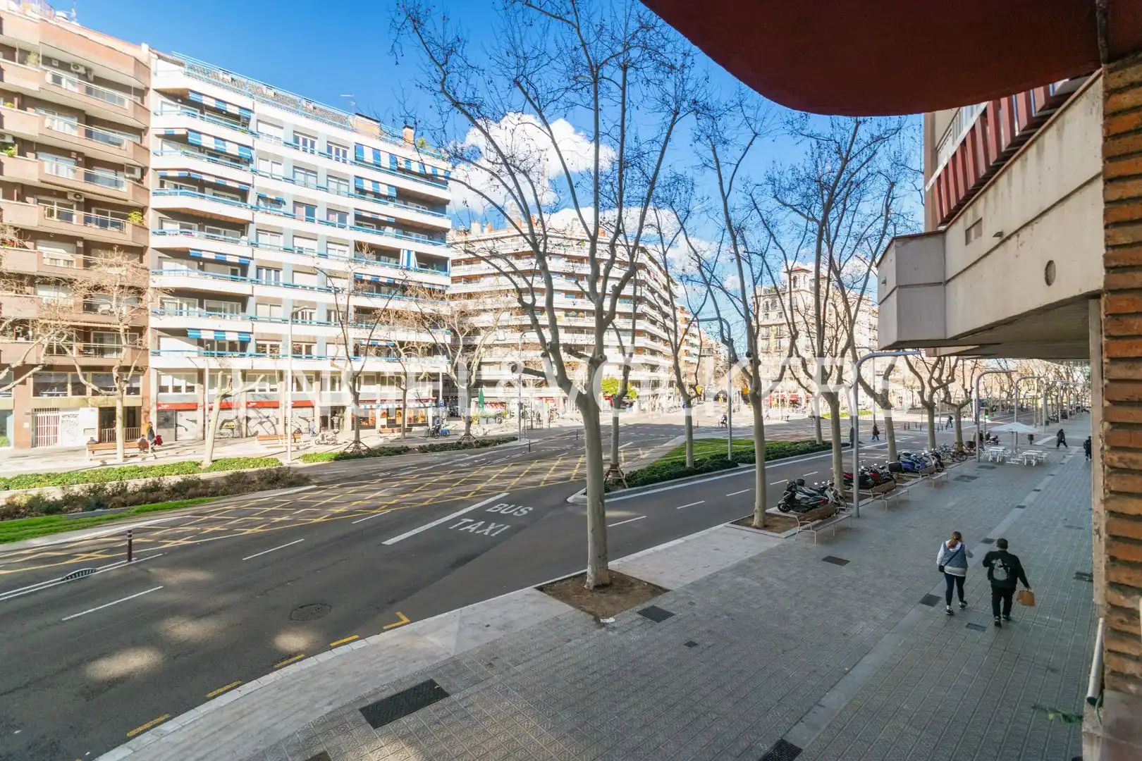 Vista exterior de Pis de lloguer en Barcelona amb Calefacció