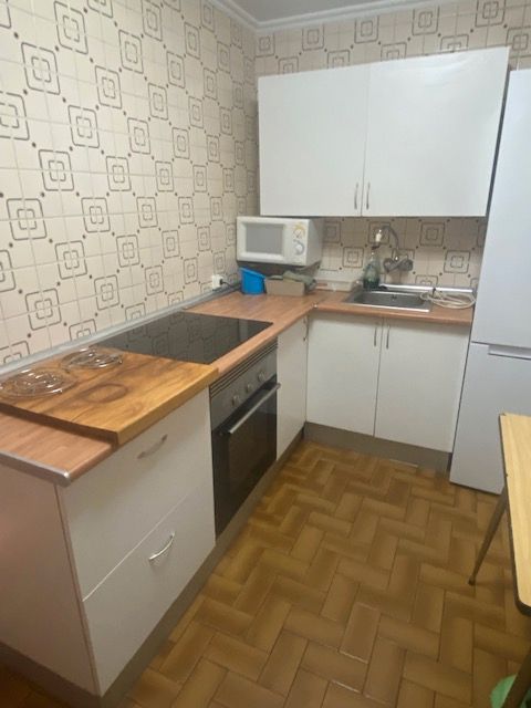 Cocina de Piso de alquiler en Salamanca Capital con Calefacción, Parquet y Amueblado