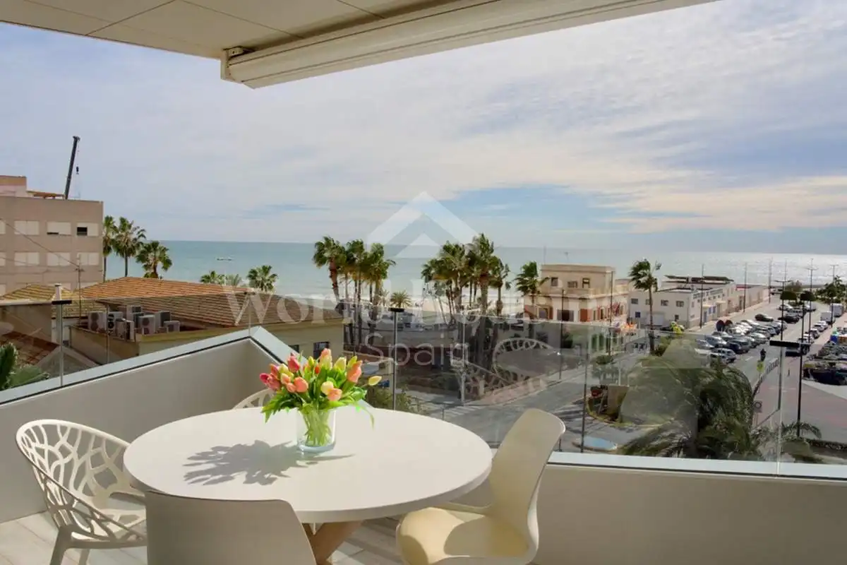 Habitación de Apartamento en venta en Santa Pola con Aire acondicionado, Calefacción y Terraza