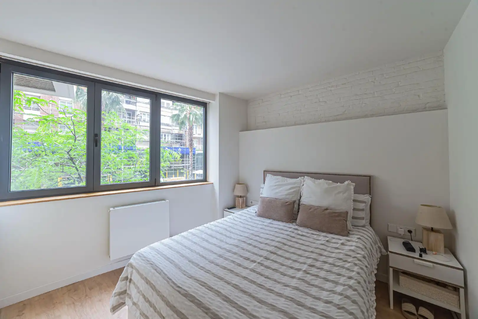 Schlafzimmer von Wohnung zum Verkauf in Barcelona mit Klimaanlage, Heizung und Parkett