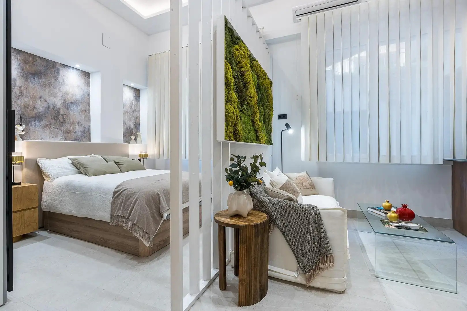 Bedroom of Ground floor for sale in Granada  with Air Conditioner, Private garden and Furnished