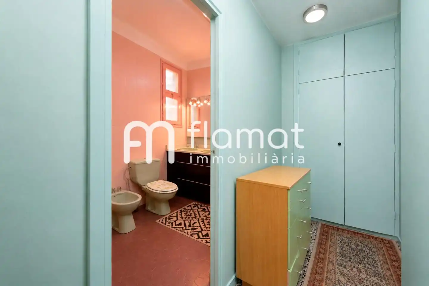 Bathroom of Attic for sale in Barcelona  with Air Conditioner, Terrace and Furnished