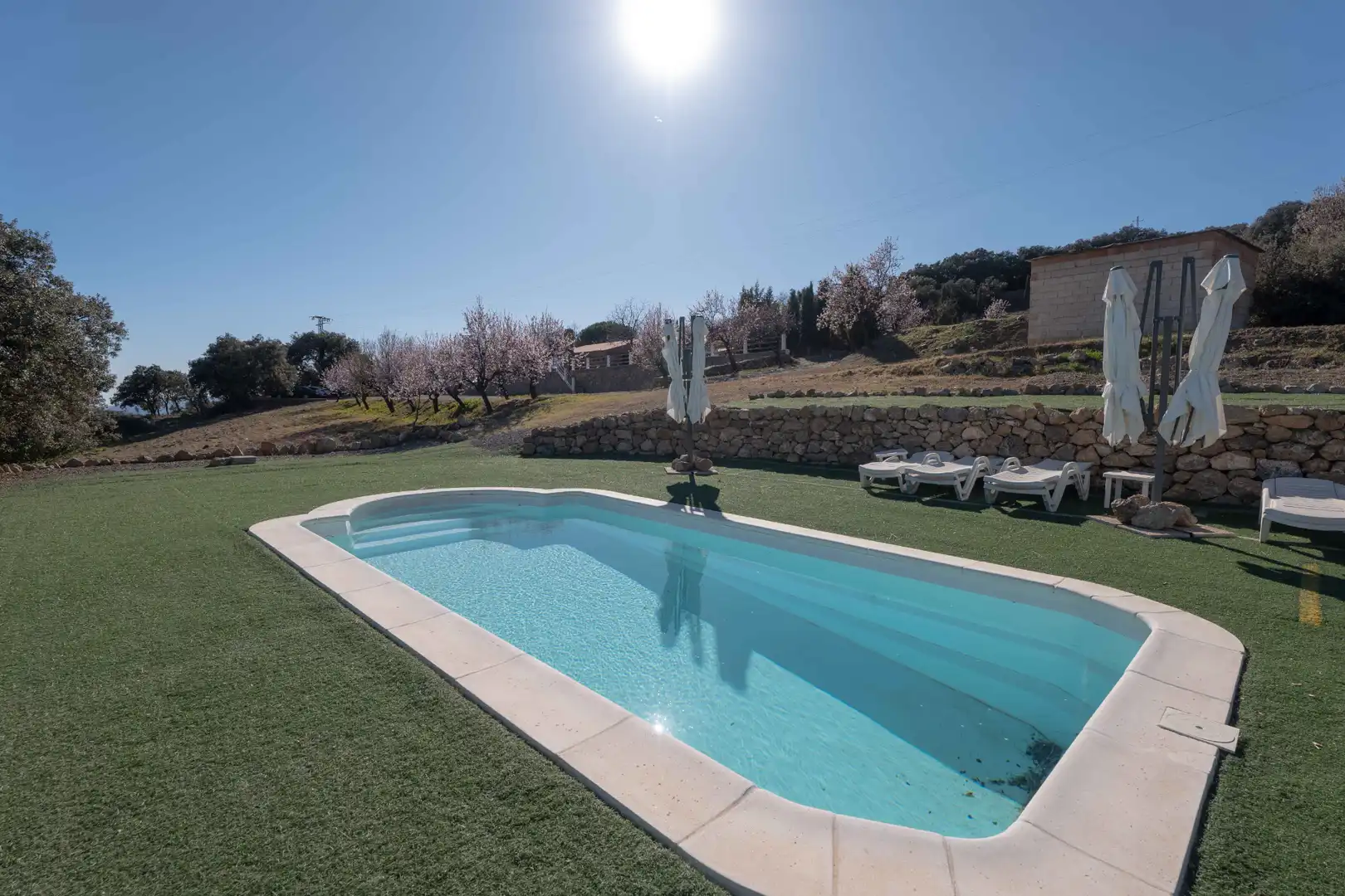 Piscina de Finca rústica en venta en Nevada con Aire acondicionado, Jardín privado y Terraza