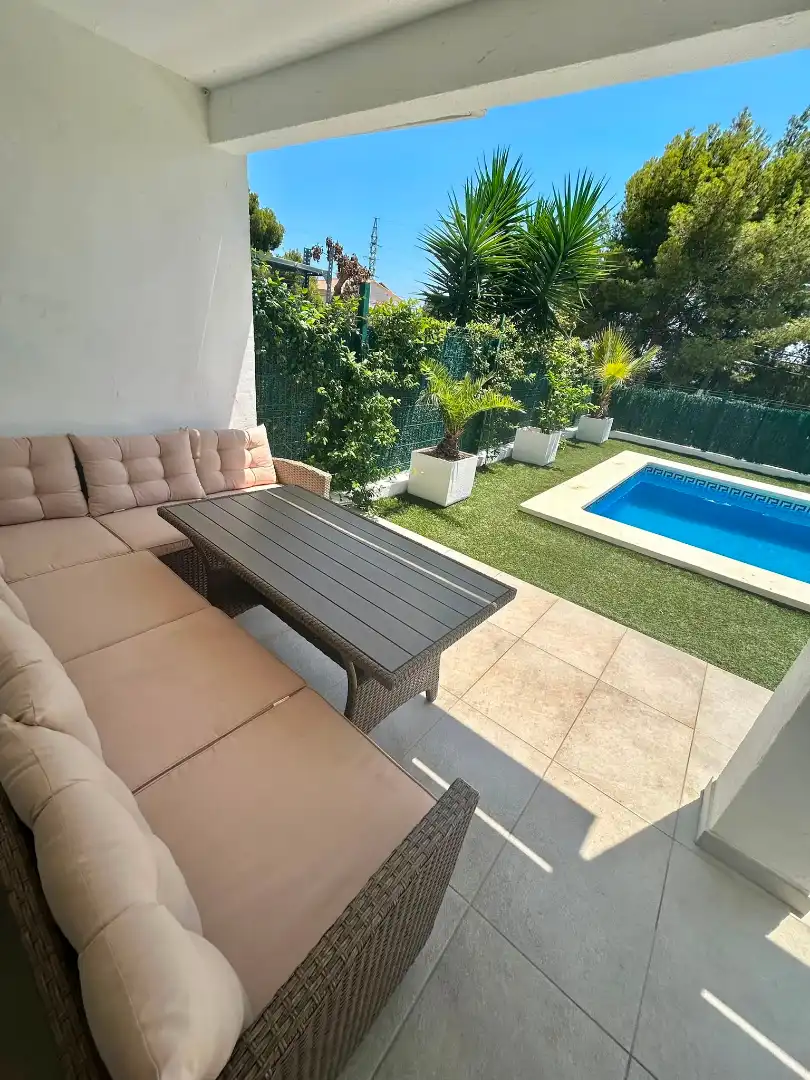 Terrassa de Casa adosada en venda en Alcalà de Xivert amb Aire condicionat, Jardí privat i Terrassa