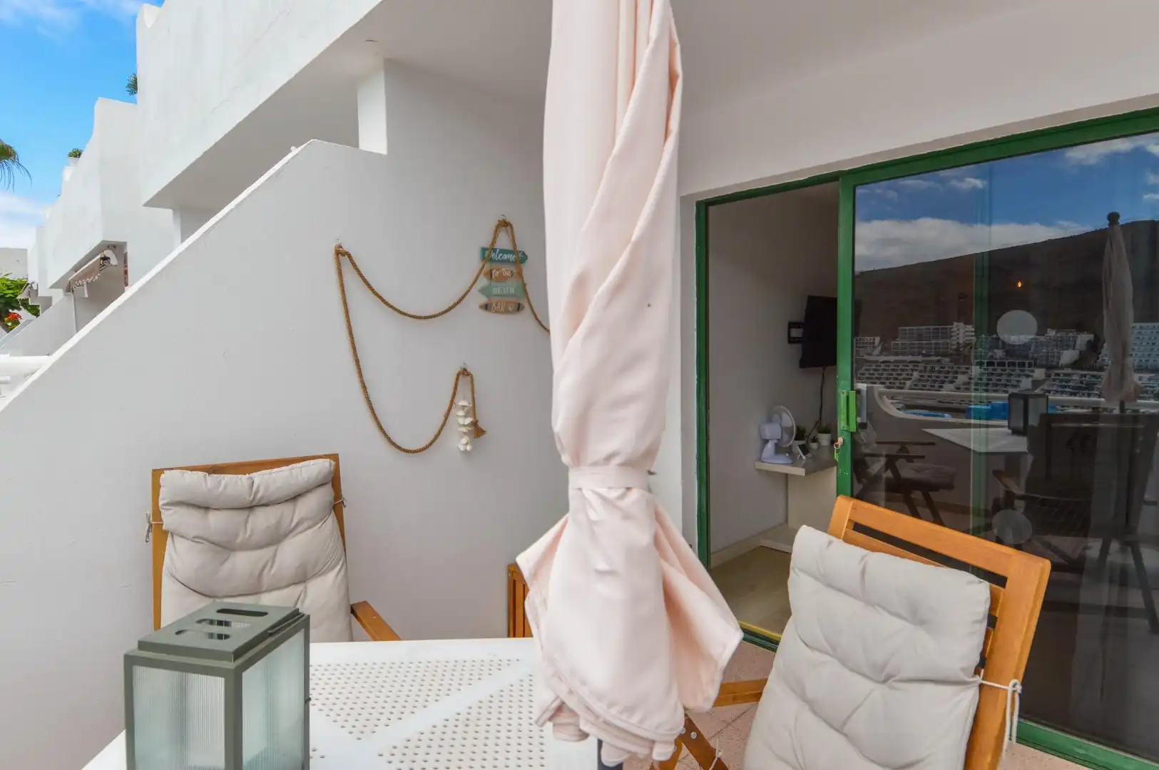 Terrassa de Apartament en venda en Mogán amb Terrassa, Moblat i Piscina comunitària