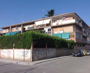 Exterior view of Flat for sale in  Granada Capital