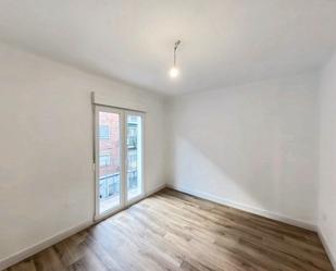 Bedroom of Flat to rent in  Madrid Capital  with Terrace, Oven and Pets allowed