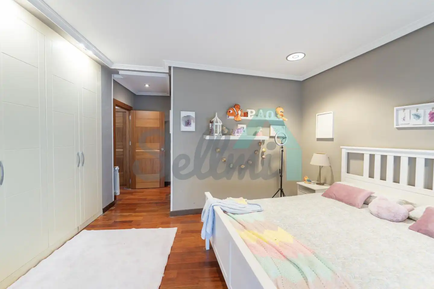 Habitación de Casa o chalet en venta en Oviedo  con Calefacción, Jardín privado y Parquet