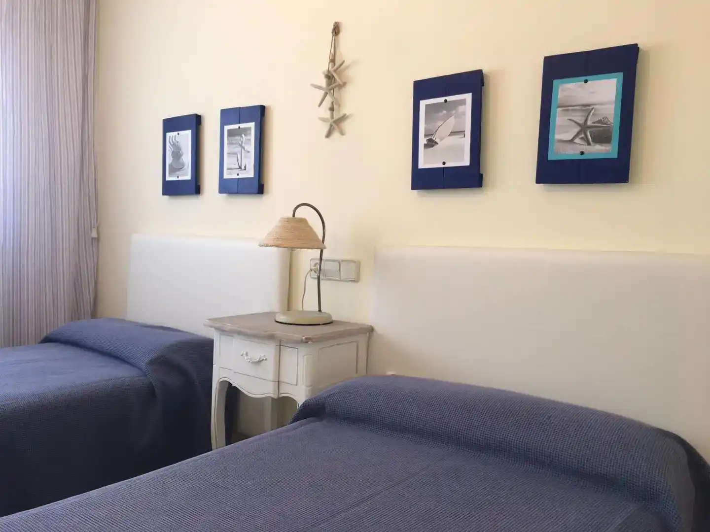 Dormitori de Apartament en venda en Sanxenxo amb Jardí privat, Traster i Piscina
