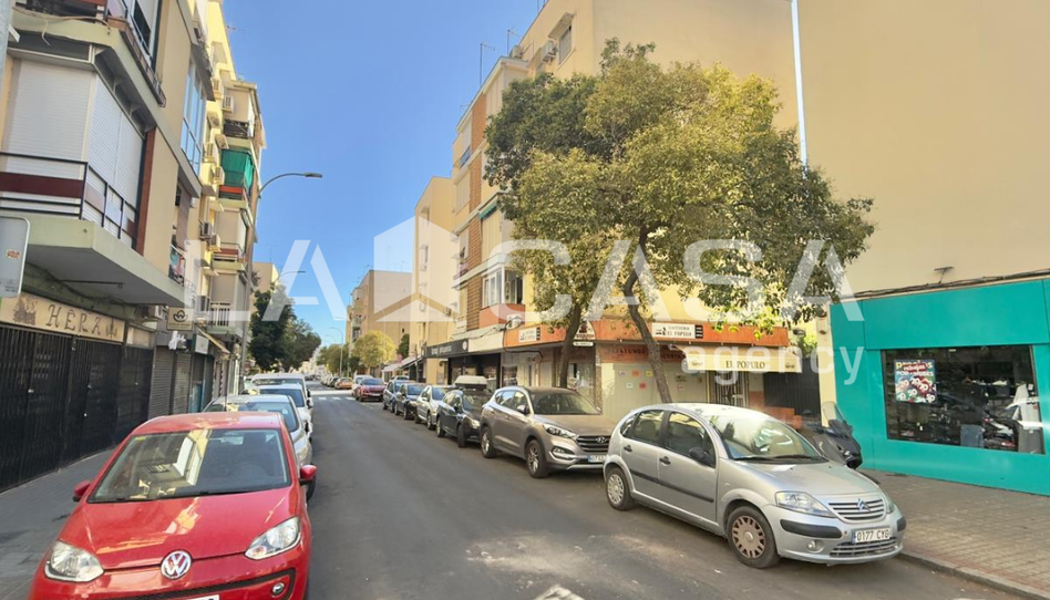 Photo 1 of Flat for sale in Cruz Roja, Sevilla