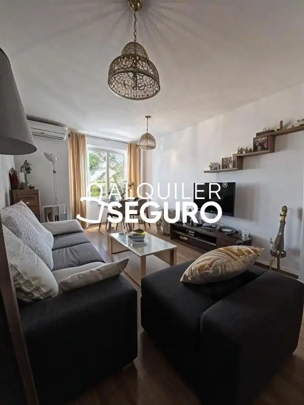 Wohnung zur Miete in De los Fresnos, Virgen del Rosario