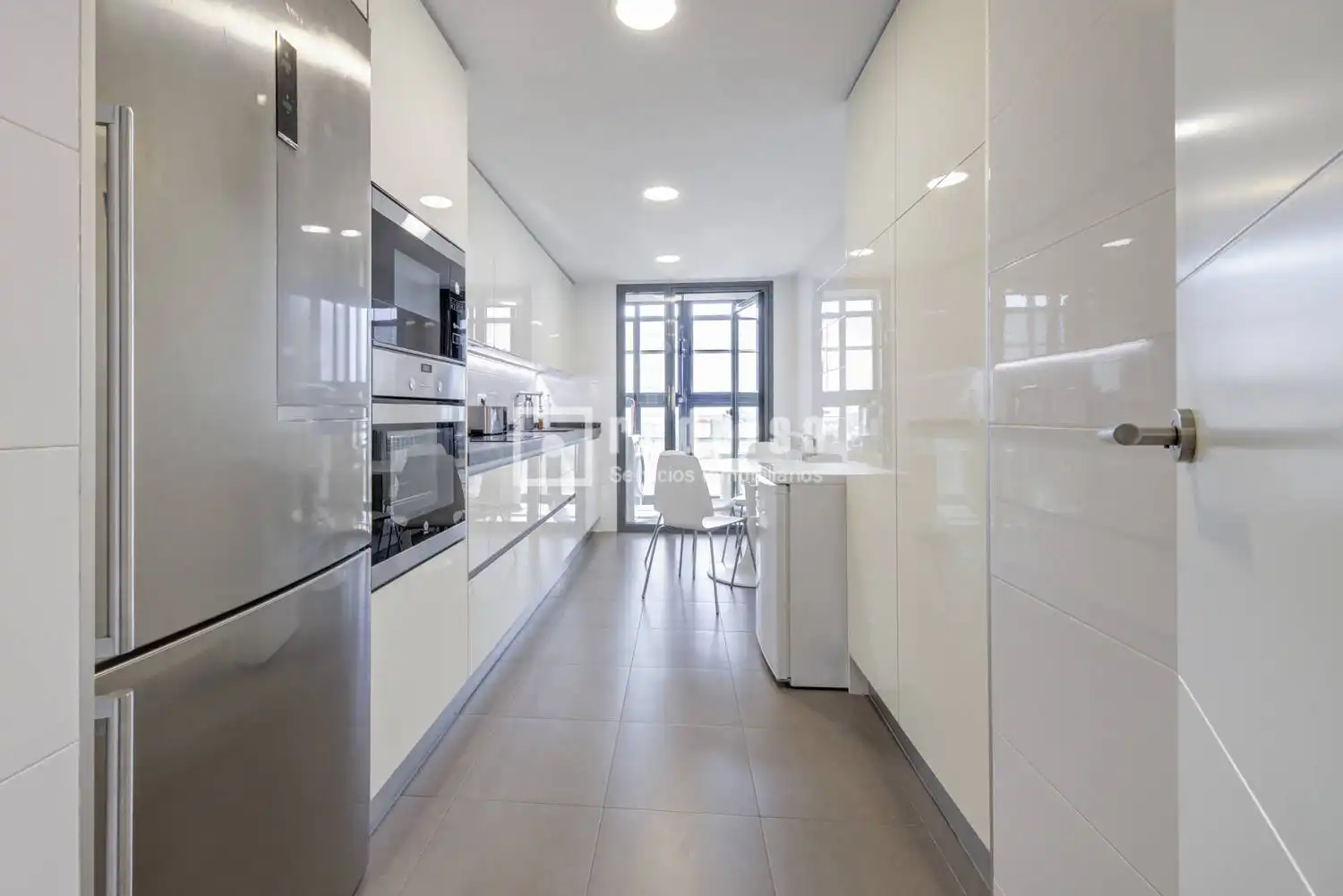 Kitchen of Flat for sale in Boadilla del Monte  with Air Conditioner, Heating and Private garden