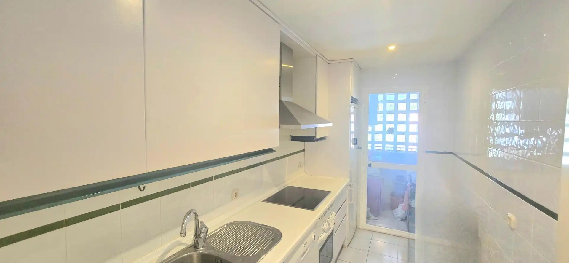 Apartment with pool for sale in Urbanizacion CONDE RUDI-UR LA CARIDAD, imagen 4