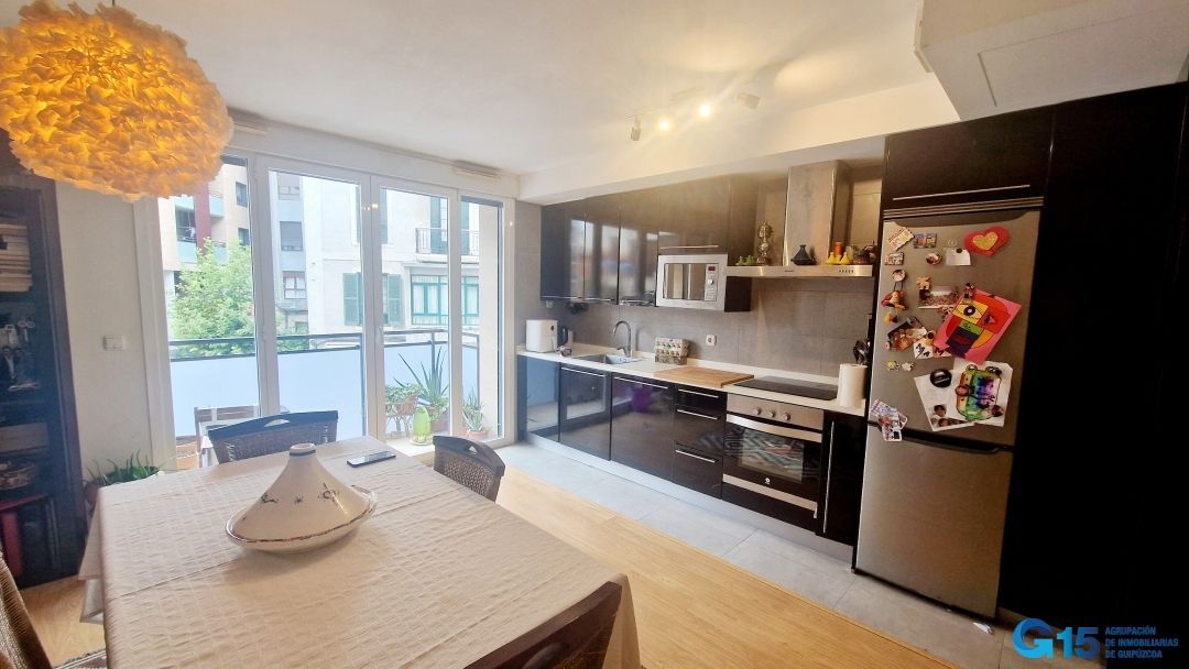 Kitchen of Flat for sale in Errenteria  with Heating, Storage room and Balcony