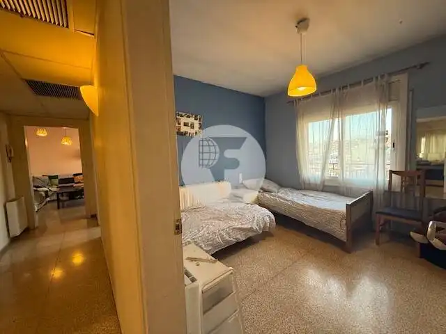 Habitación de Piso en venta en Sabadell con Calefacción y Balcón