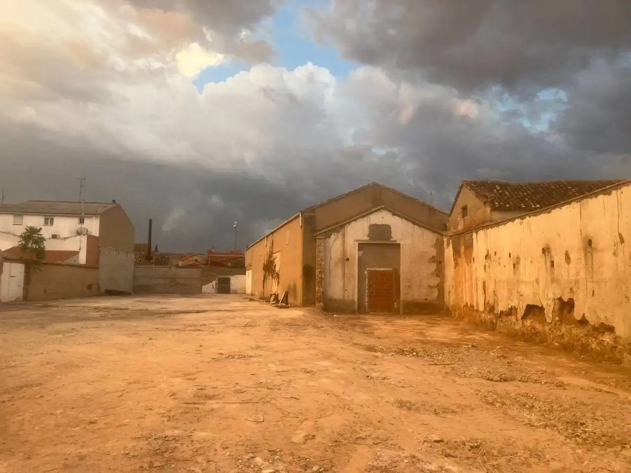 Exterior view of Land for sale in Madrigueras, Albacete