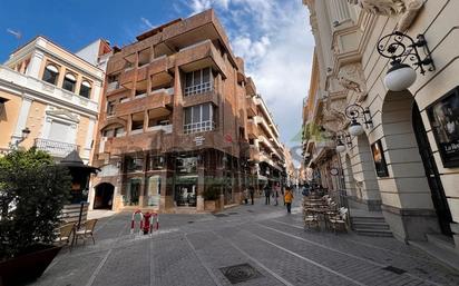 Exterior view of Flat to rent in  Huelva Capital  with Furnished, Oven and Washing machine