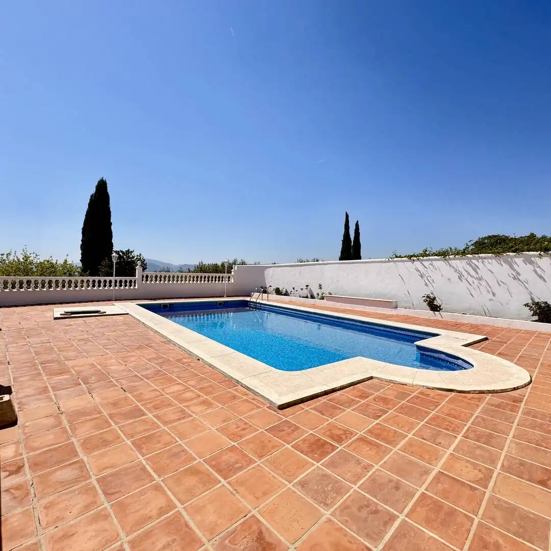 Piscina de Piso en venta en Periana con Trastero
