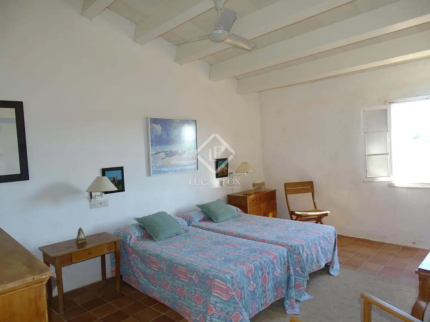 Country homes for sale in Cala Blanca
