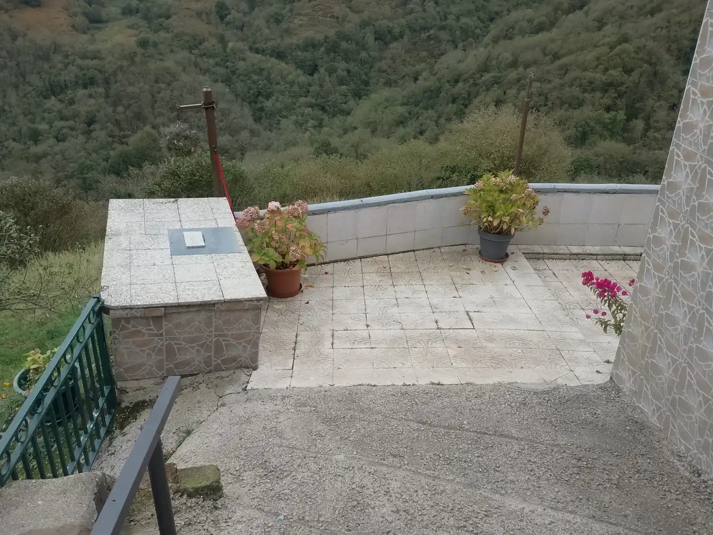 Terrasse von Einfamilien-Reihenhaus zum Verkauf in Langreo mit Heizung, Parkett und Terrasse