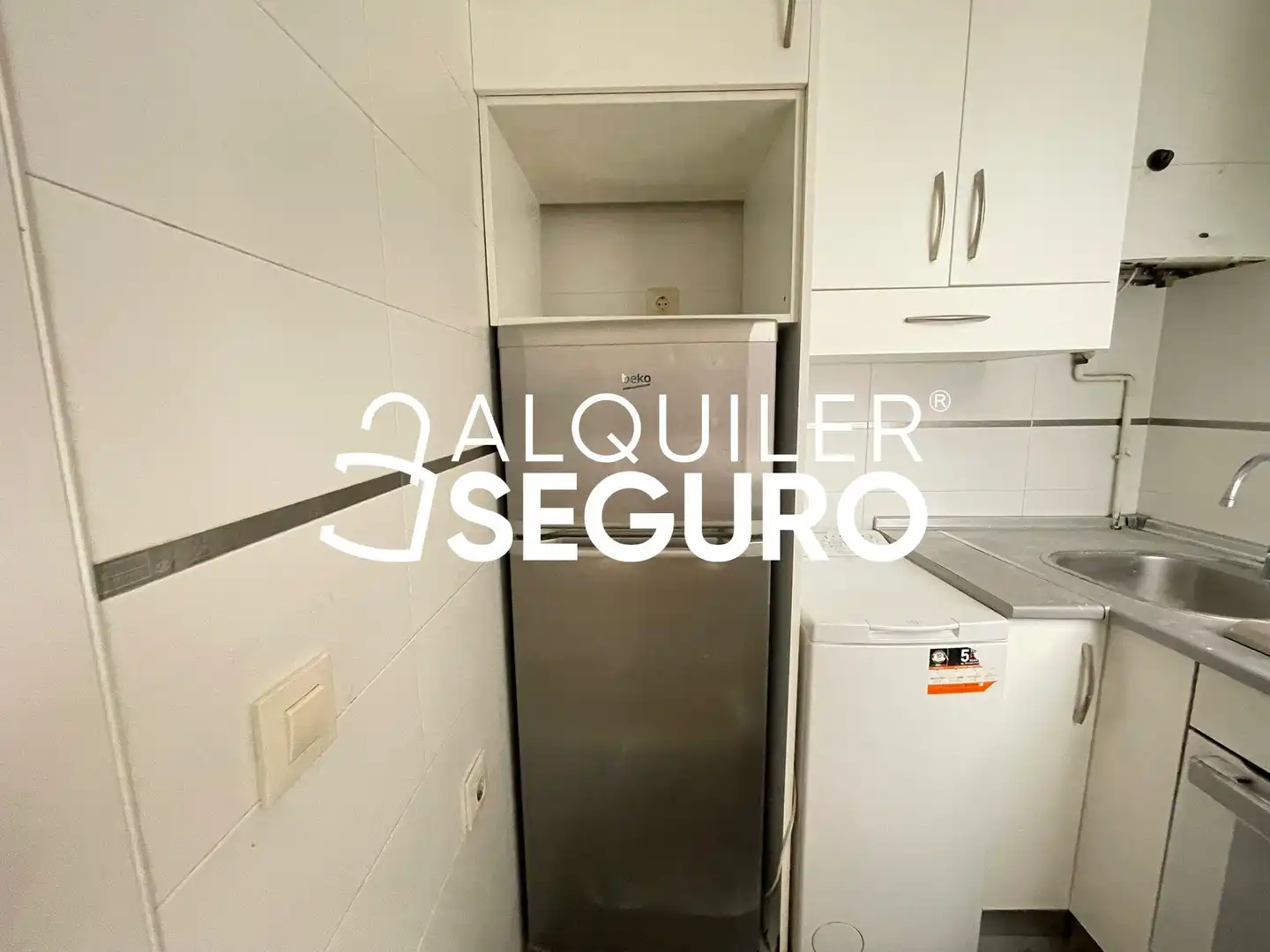 Cocina de Piso de alquiler en Madrid con Calefacción y Terraza