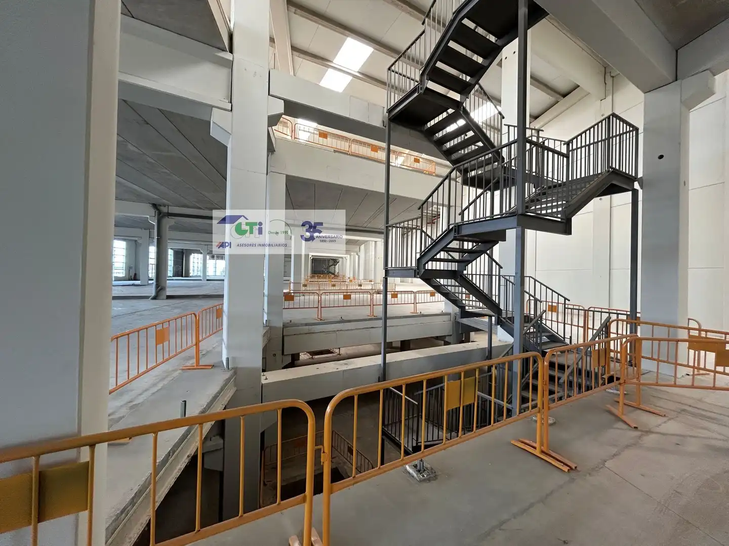 Industrial building for sale in PARQUE EMPRESARIAL MIRAFLORES, imagen 18